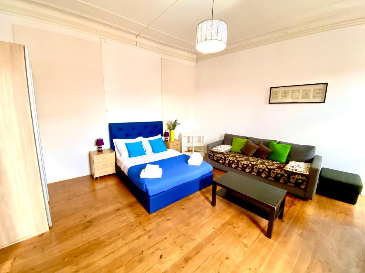 Classic Chiado 1 - Central Guest House Room With Shared Bathroom Lisbon Exterior photo